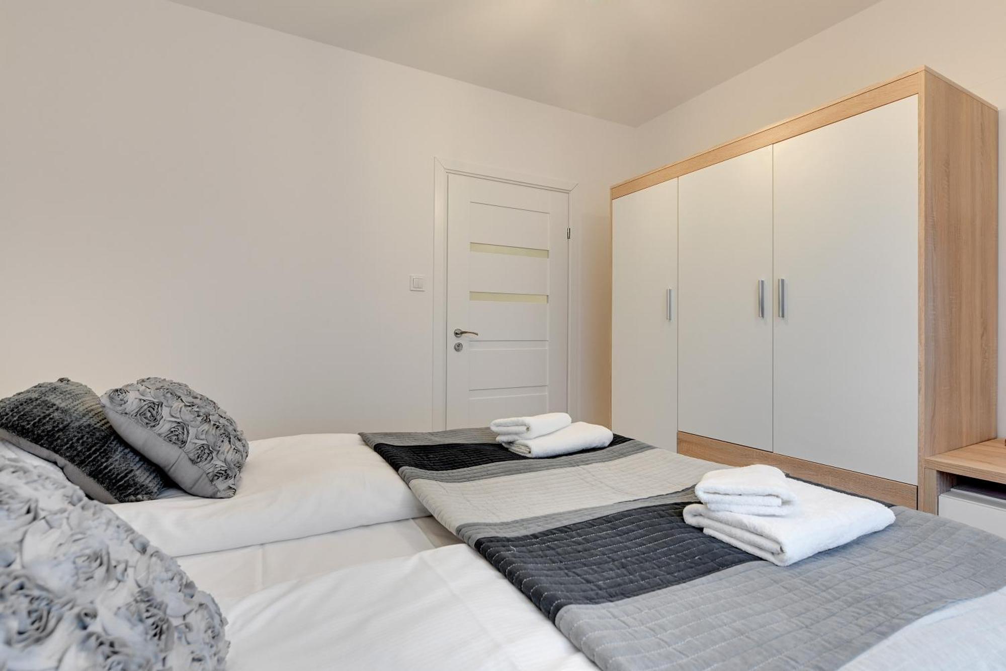 Apartmate- Heart Of Oldtown Apartment- Sauna & Security Гданск Екстериор снимка